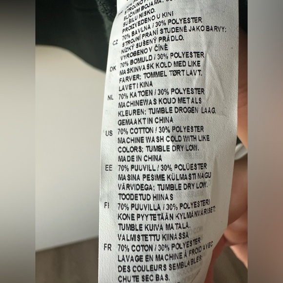 Primitive Size Large Sweatshirt - Picture 5 of 5